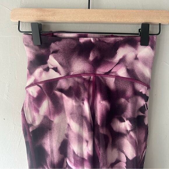 Lululemon Wunder Under High Rise Leggings Blossom Purple White Size 4 - Picture 8 of 9